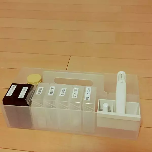 「小物をすっきり収納！無印良品のファイルボックスポケット」の画像