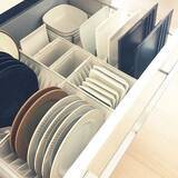 「スペースを有効活用！実用的なお皿収納のアイデア10選」の画像2