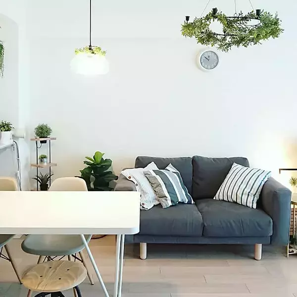 「サイドテーブルからダイニングまで！IKEAのテーブル10選」の画像