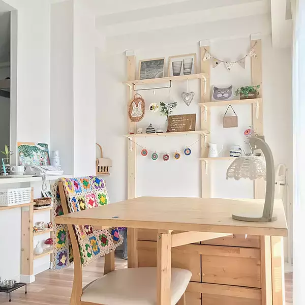 「サイドテーブルからダイニングまで！IKEAのテーブル10選」の画像