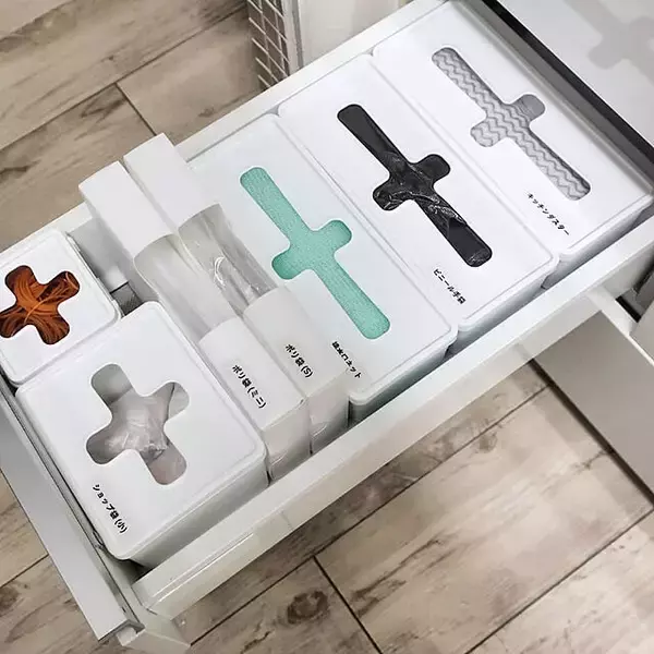 「サッと取れて家事効率UP！セリアのプルアウトボックス」の画像