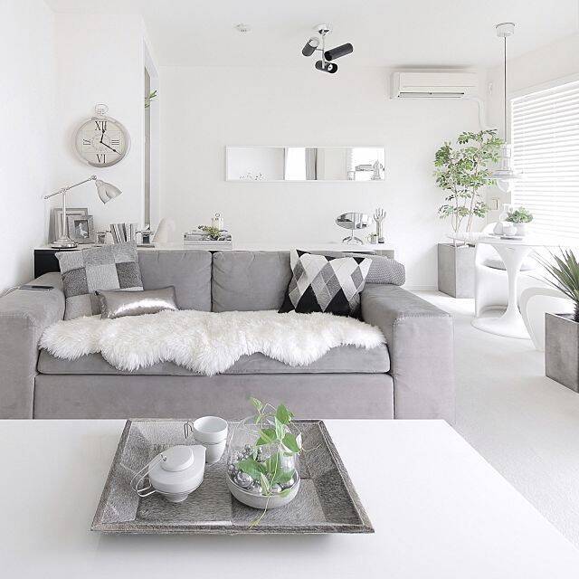 洗練された雰囲気がたまらない☆シンプルモダンなリビング