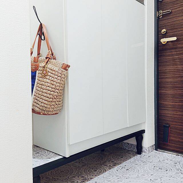 小さなスペースも無駄にしない 玄関の隙間収納アイデア 19年9月22日 エキサイトニュース 2 3