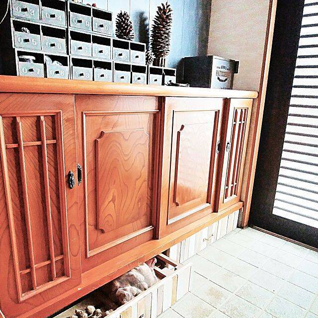 小さなスペースも無駄にしない 玄関の隙間収納アイデア 19年9月22日 エキサイトニュース 2 3