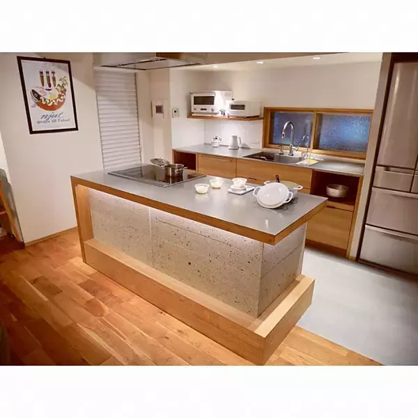 「炊飯器やレンジはどこに置く？キッチン家電の置き方実例」の画像