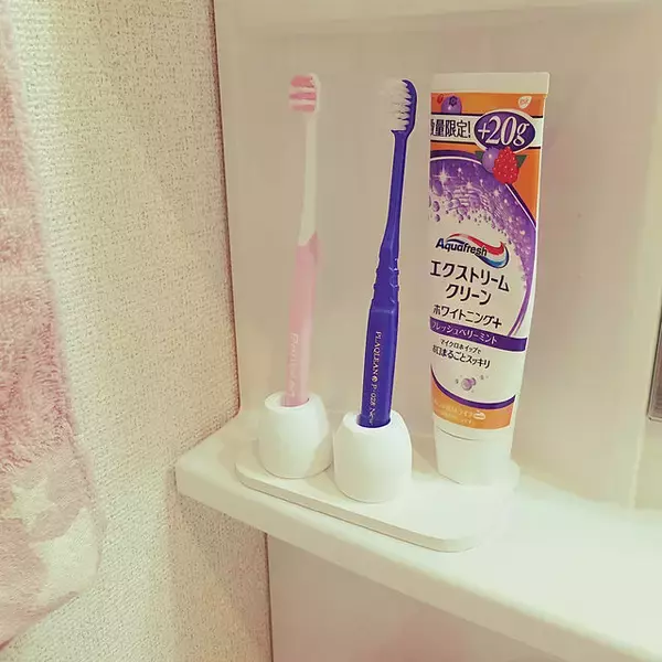 「立ててスッキリ！100均のおすすめ歯ブラシスタンド10選」の画像