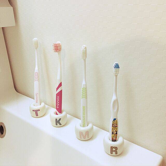 立ててスッキリ！100均のおすすめ歯ブラシスタンド10選