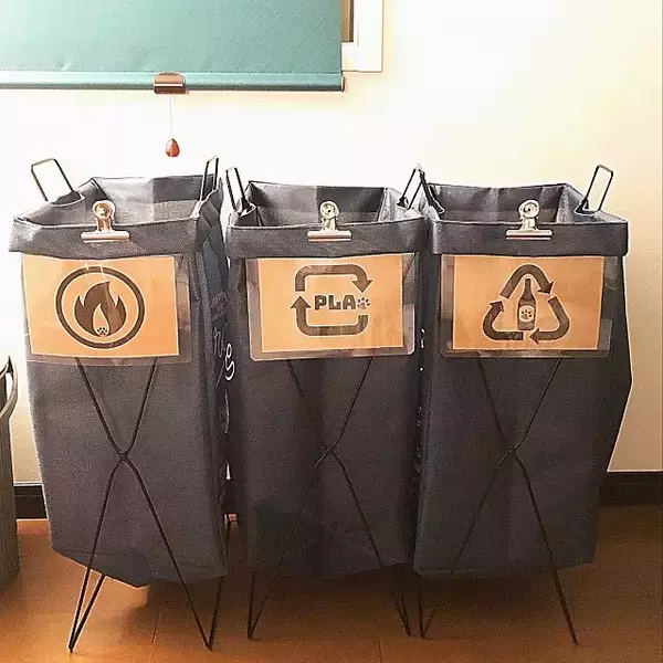 「自分で手を加えてお気に入りに♡分別ゴミ箱のアイデア集」の画像