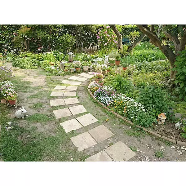 「おうちの外観も重要☆玄関やお庭の「アプローチ」ナチュラル系DIYアレンジ」の画像