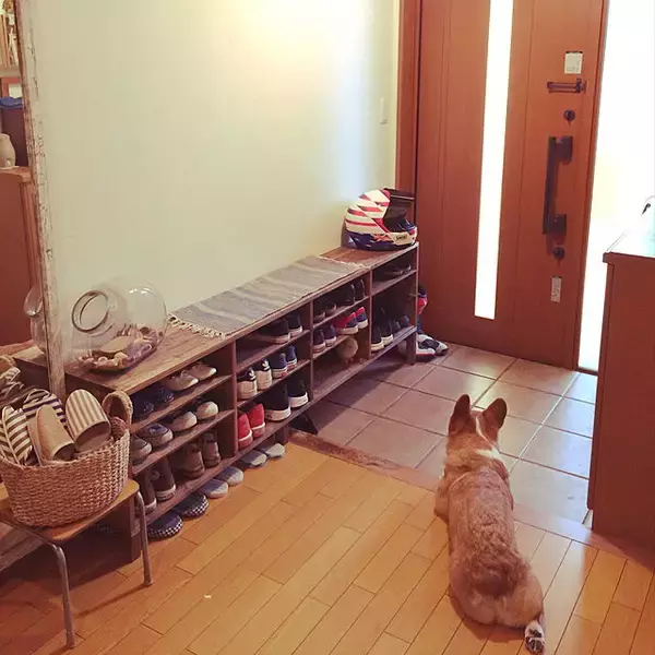 「スッキリ片づいてインテリアとしても◎靴置き場DIY実例集」の画像