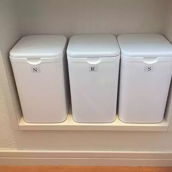 「セリアで使いやすく便利に♪トイレの収納活用アイディア」の画像