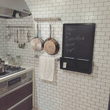 「生活感なく美しく。クールエレガントな塩系インテリアキッチン」の画像2