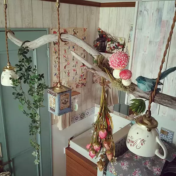 「サスティナブルなインテリア♡空き缶を無駄なくリメイク」の画像