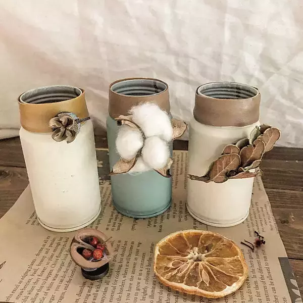 「サスティナブルなインテリア♡空き缶を無駄なくリメイク」の画像