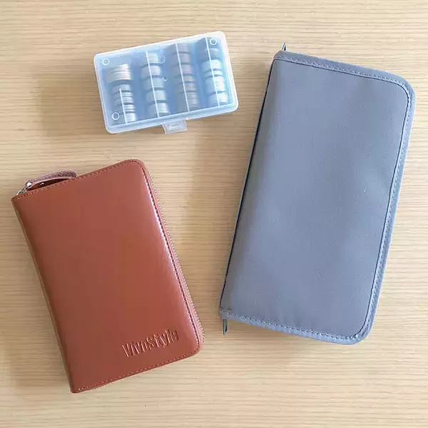 「売り切れ続出！無印良品のパスポートケースでお金の管理」の画像