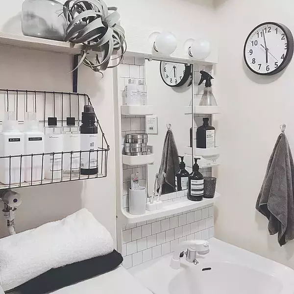 「もう悩まない！洗面所をすっきり見せる収納方法10選」の画像