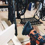 「受け継がれる想い。アンティークのミシン台リメイク実例集」の画像3