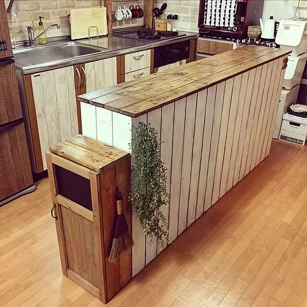「キッチンをセンスアップ☆キッチンカウンターのDIY実例」の画像