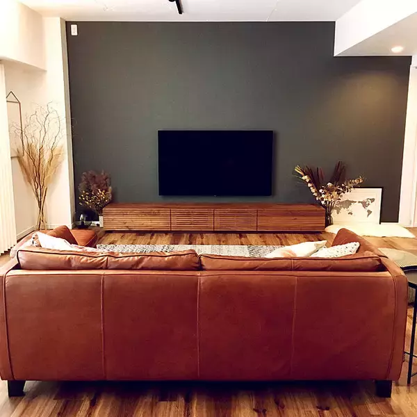 「上質な時間を過ごしたい♡シンプルモダンのリビング」の画像