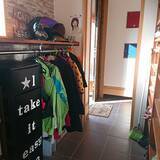 「こうすればよかった！脱いだ上着のベストな置き場所実例集」の画像5