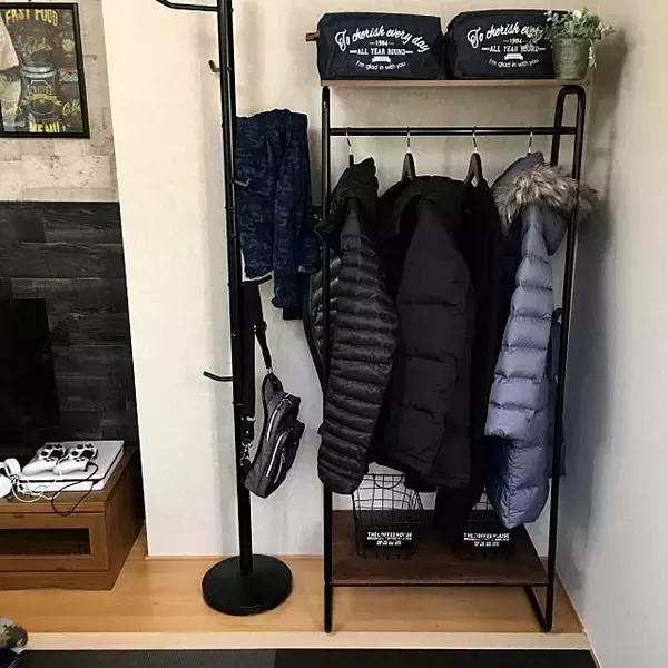 「こうすればよかった！脱いだ上着のベストな置き場所実例集」の画像