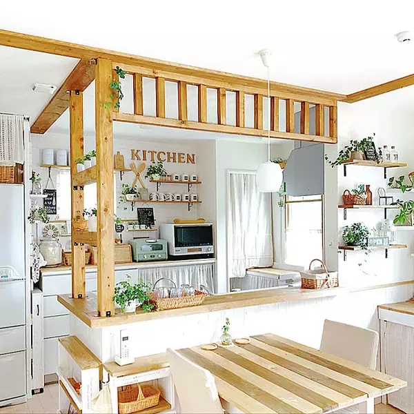 「ナチュラルテイストが快適♪居心地のよさそうなキッチン」の画像