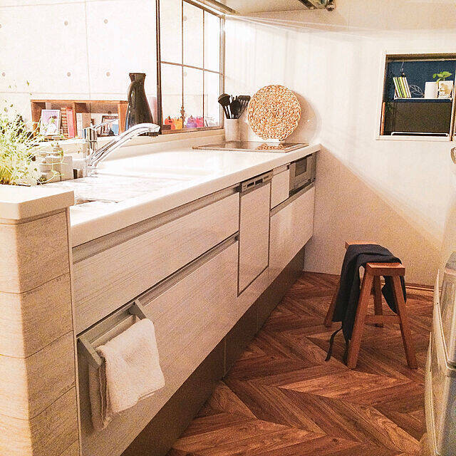 ナチュラルテイストが快適♪居心地のよさそうなキッチン