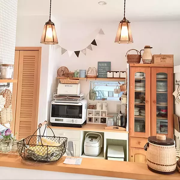 「ナチュラルテイストが快適♪居心地のよさそうなキッチン」の画像