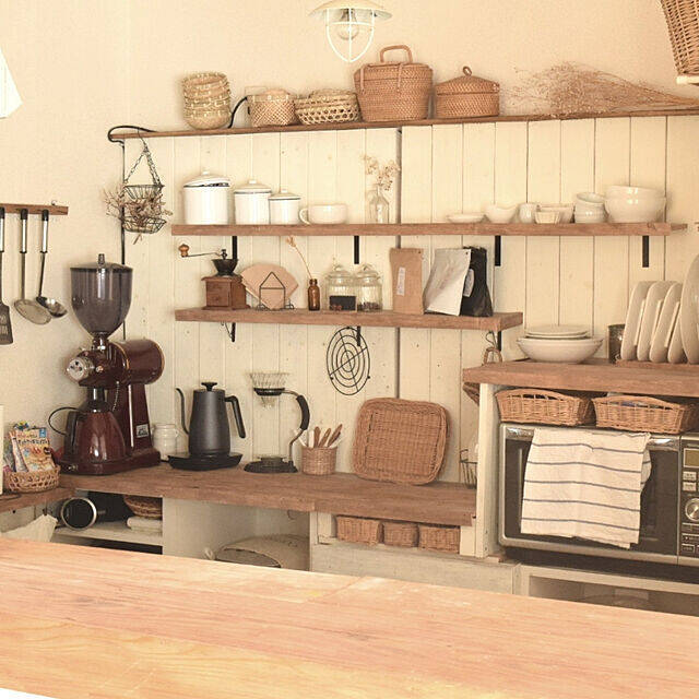 ナチュラルテイストが快適♪居心地のよさそうなキッチン