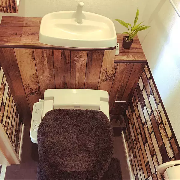 「タンクレス風にDIY！おうちのトイレの雰囲気をチェンジ」の画像