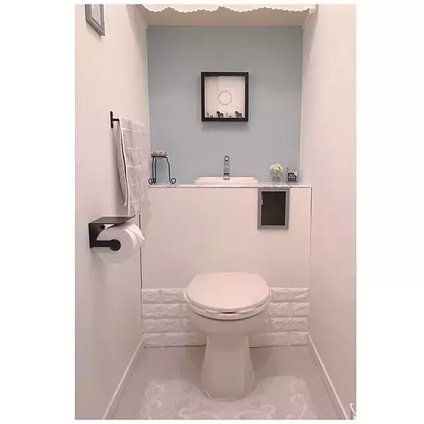 「タンクレス風にDIY！おうちのトイレの雰囲気をチェンジ」の画像