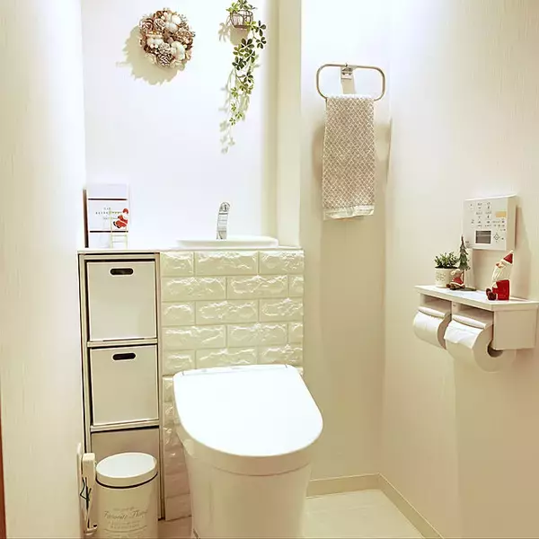 「タンクレス風にDIY！おうちのトイレの雰囲気をチェンジ」の画像