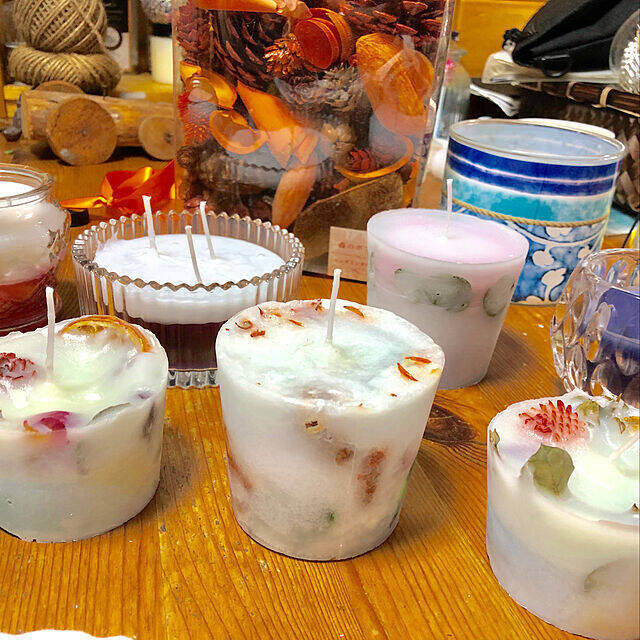 好みの香りがうれしい♪見た目も楽しい手作りアロマグッズ