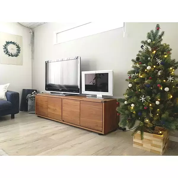 「プチプラだから思いきり楽しめる！100均で彩るクリスマス」の画像