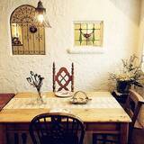 「リゾート感があってリラックス♡雰囲気ある南欧風リビング」の画像9