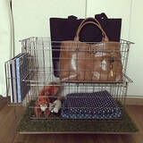 「定位置を決めて快適に！毎日使うかばんの置き場所アイデア」の画像2