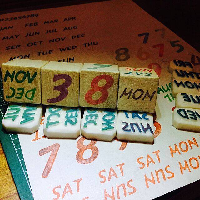 小さな立方体が創作意欲をかき立てる♪ダイソーのキューブ