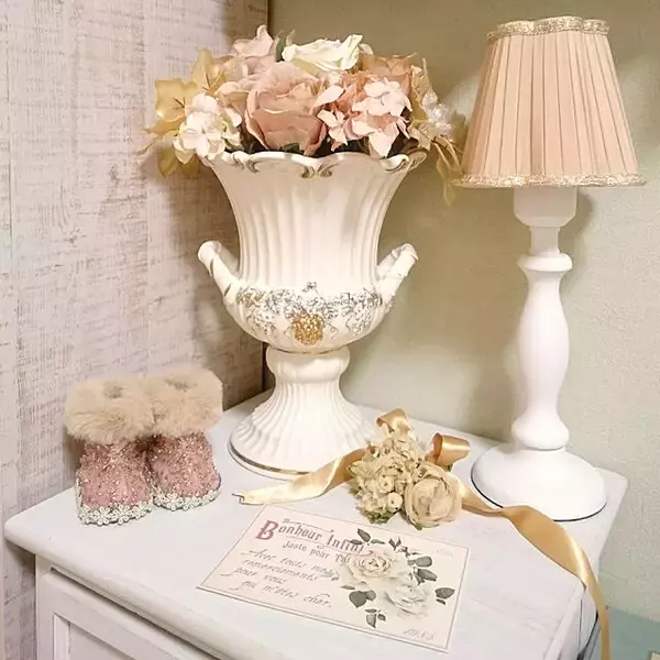 「やっぱりかわいいモノが好き♡大人かわいいインテリア手帖」の画像