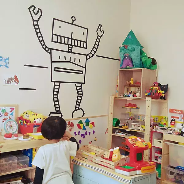 「愛情たっぷり♪マスキングテープで子ども部屋をDIY」の画像