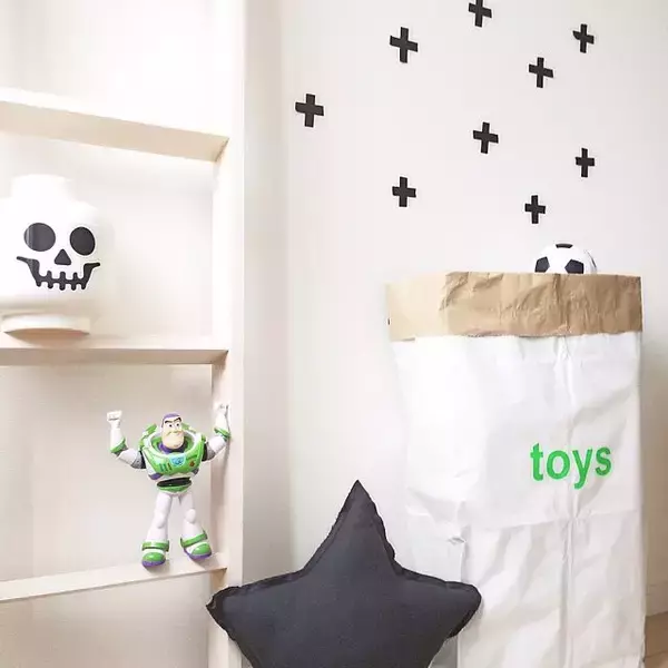 「愛情たっぷり♪マスキングテープで子ども部屋をDIY」の画像