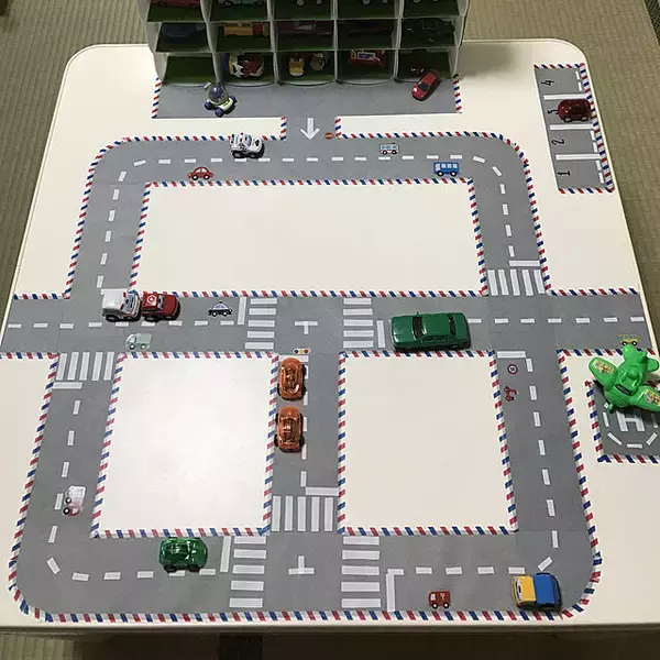 「愛情たっぷり♪マスキングテープで子ども部屋をDIY」の画像