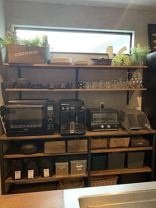 「ひと目惚れ×好きな色で実現する、憧れのカフェスタイル」 by Emaさん