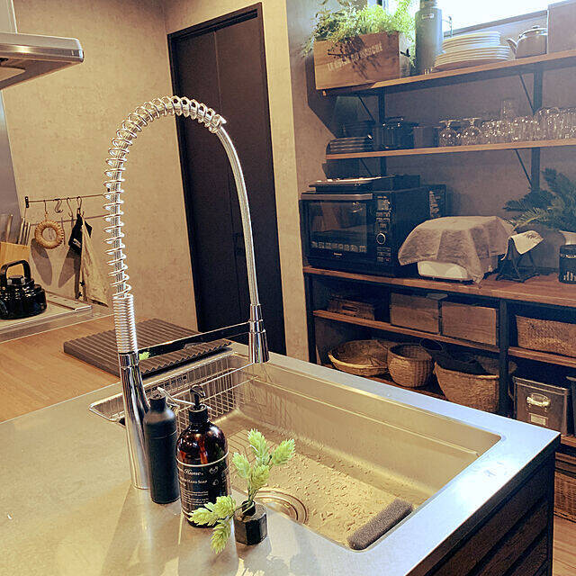 「ひと目惚れ×好きな色で実現する、憧れのカフェスタイル」 by Emaさん