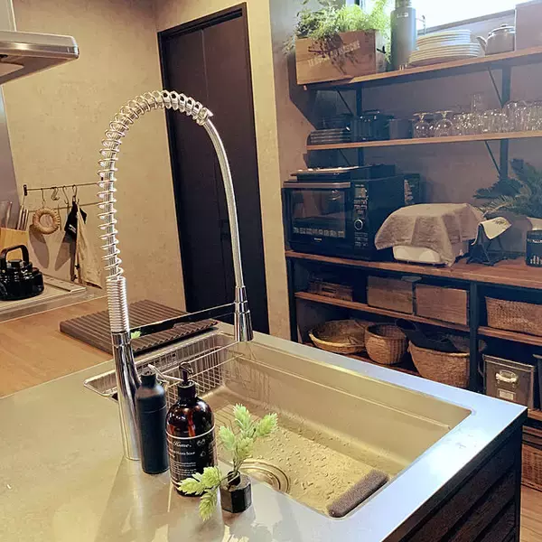 「「ひと目惚れ×好きな色で実現する、憧れのカフェスタイル」 by Emaさん」の画像