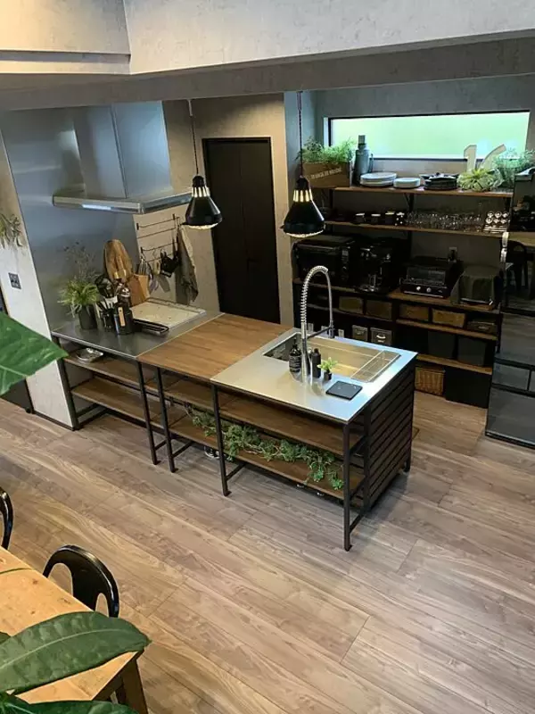 「「ひと目惚れ×好きな色で実現する、憧れのカフェスタイル」 by Emaさん」の画像