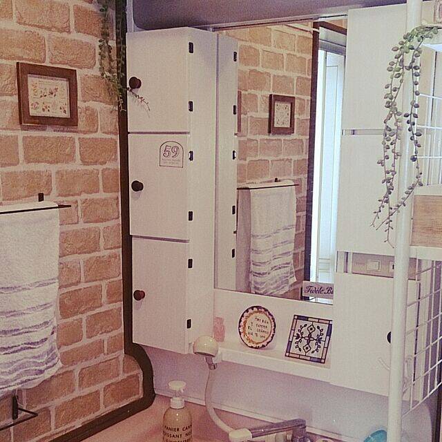 生活感にサヨナラ☆リメイクで洗面所が好きな場所に変わる