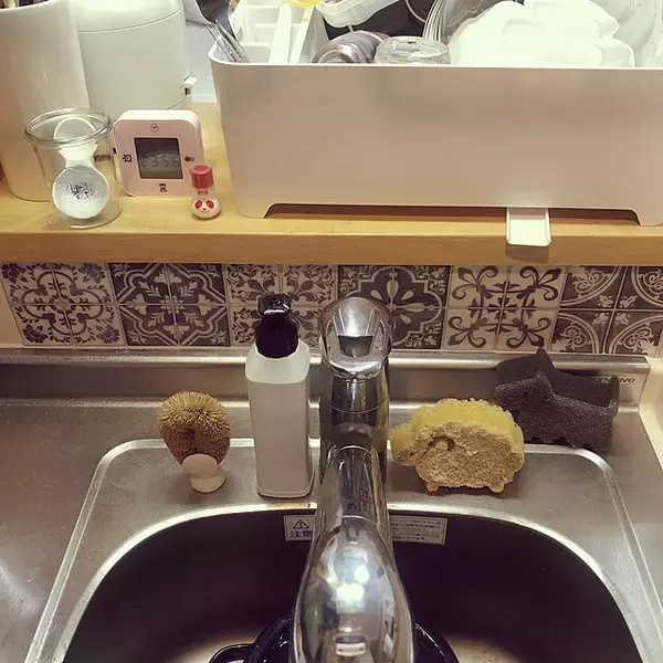 「困っていませんか？キッチンシンクの汚れ・水垢の対策方法」の画像