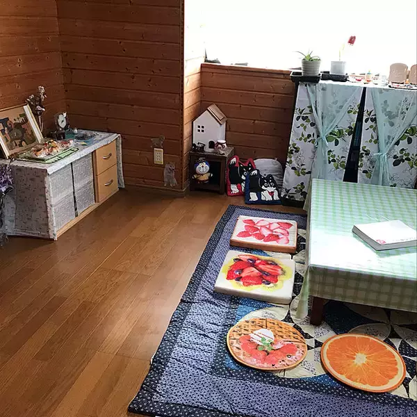 「デザインも実用性も！リビングで活躍するセリアアイテム」の画像