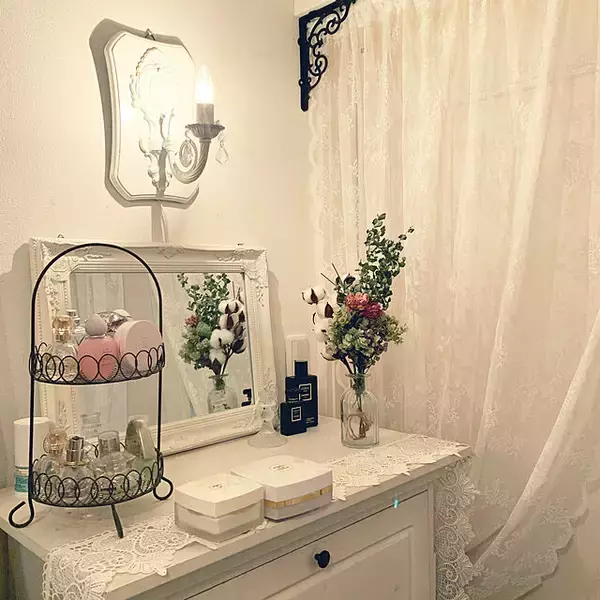 「どんな場所でやっているの？みんなのメイクスペース実例」の画像