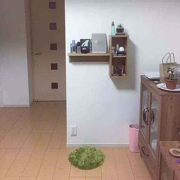 「どんな場所でやっているの？みんなのメイクスペース実例」の画像